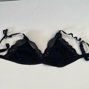 Lace bra size small